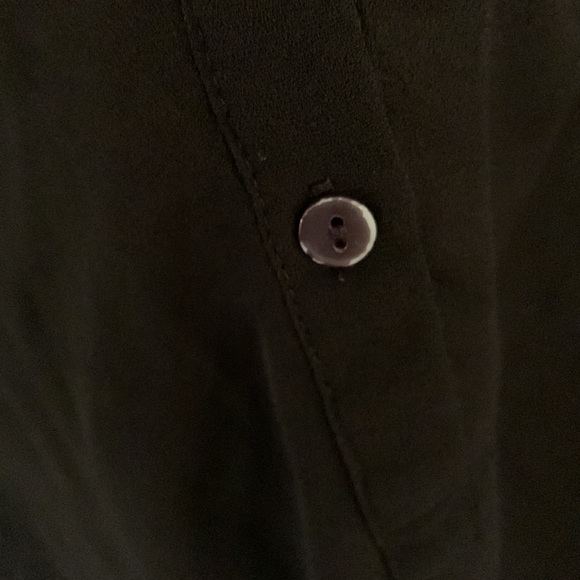 Joe Fresh sheer button down tee. Size m. - Picture 4 of 5